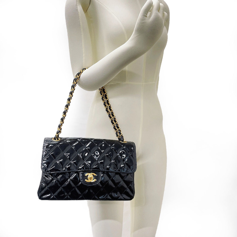CHANEL Matelasse Chain Shoulder Bag Patent Leather Black - Picture 12 of 12